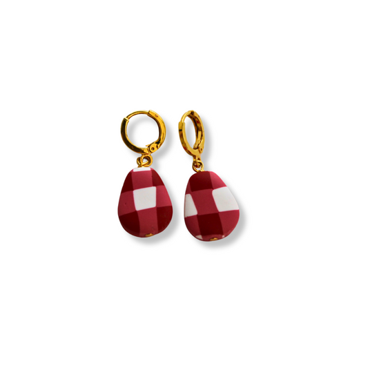 Red Gingham in Artemis