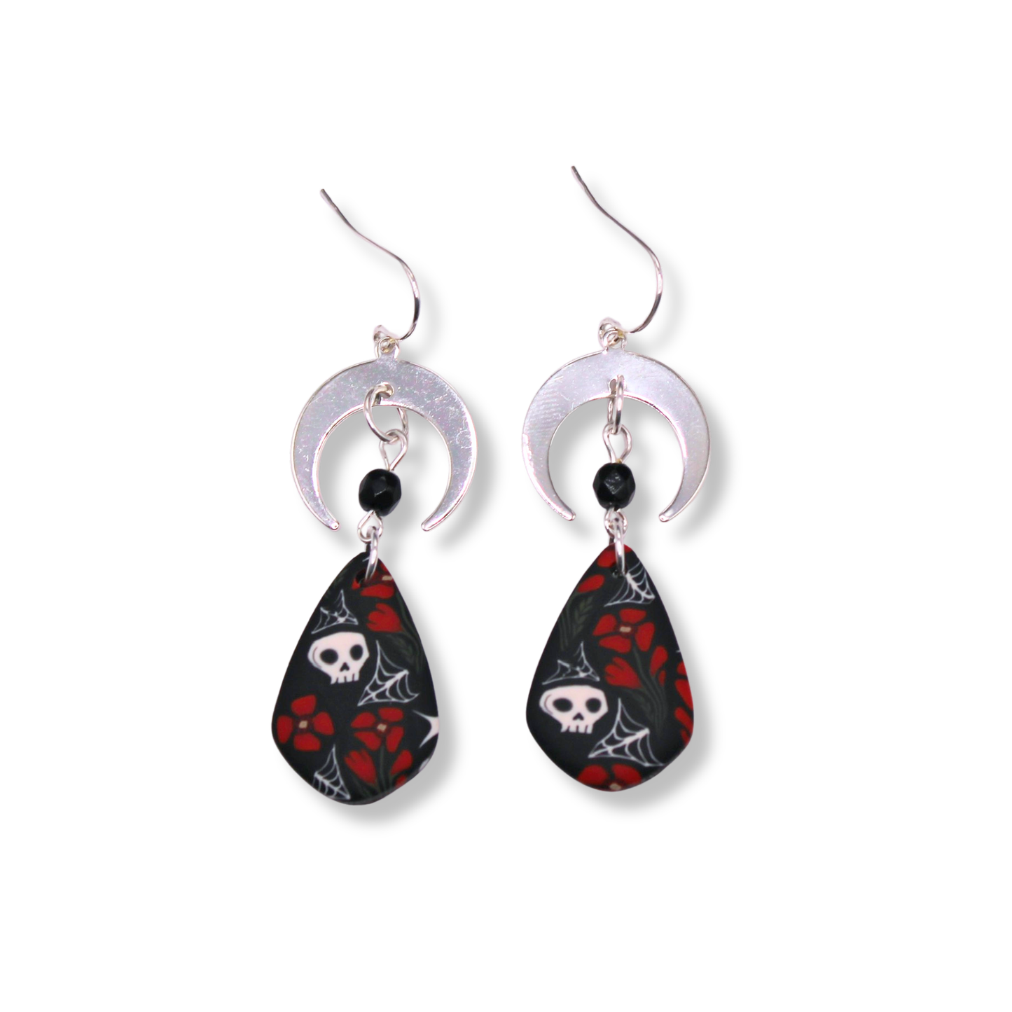 Skulls and Poppies in Luna